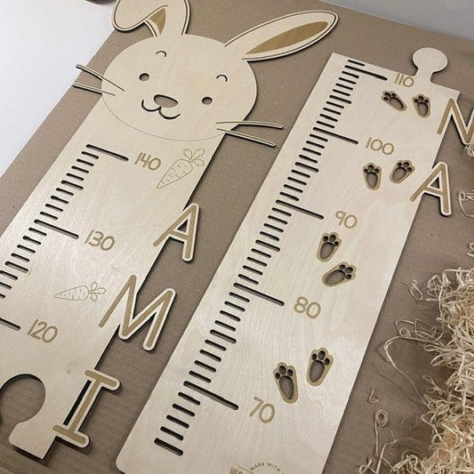 Højdemåler i træ med navn • Kanin • Fremstillet i Danmark - PureTime