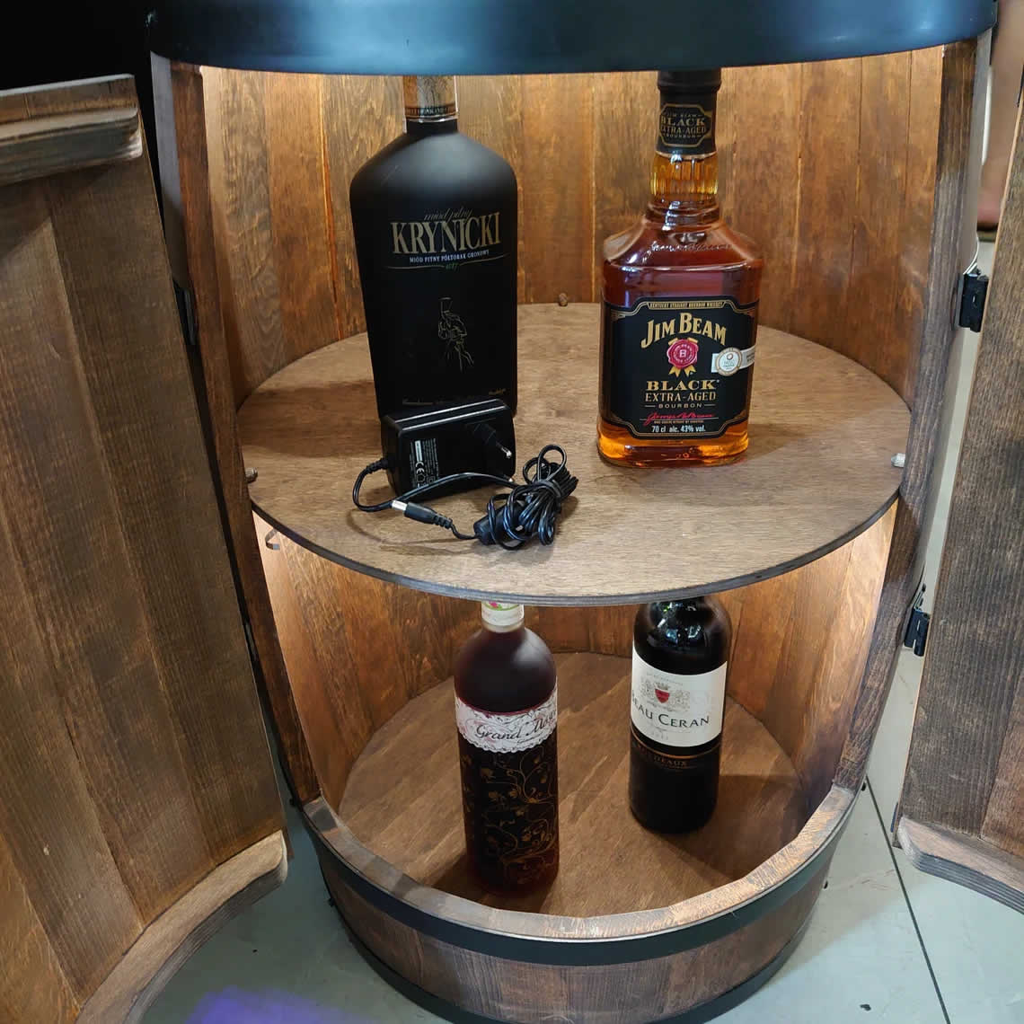 Vintønde med låger - Minibar - Mørk