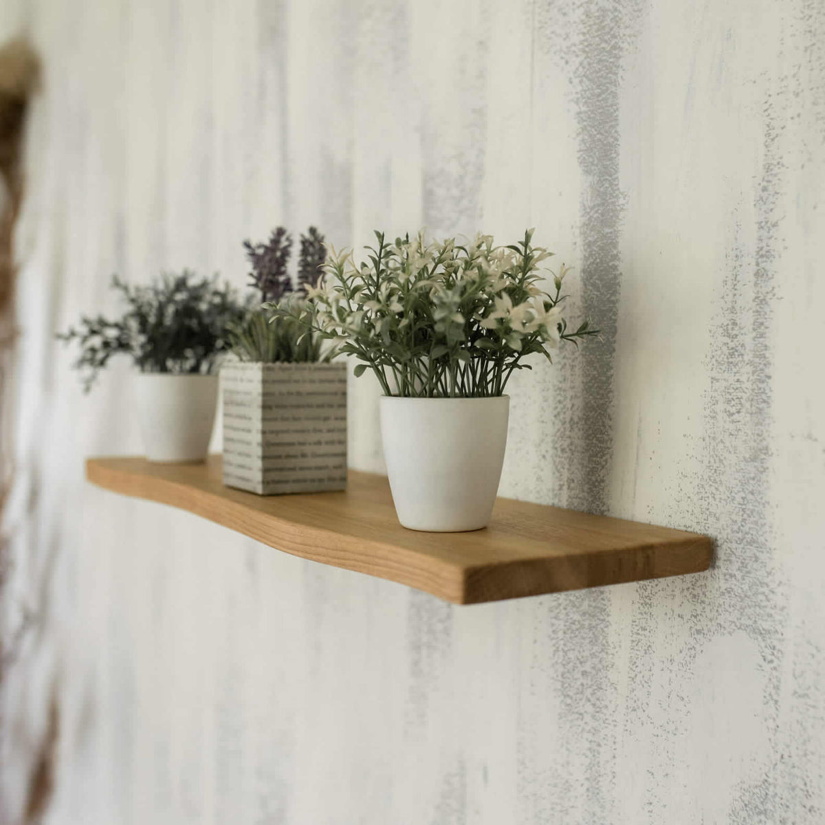 Kirkeby - wooden floating shelf with round edge • Light • 3 sizes