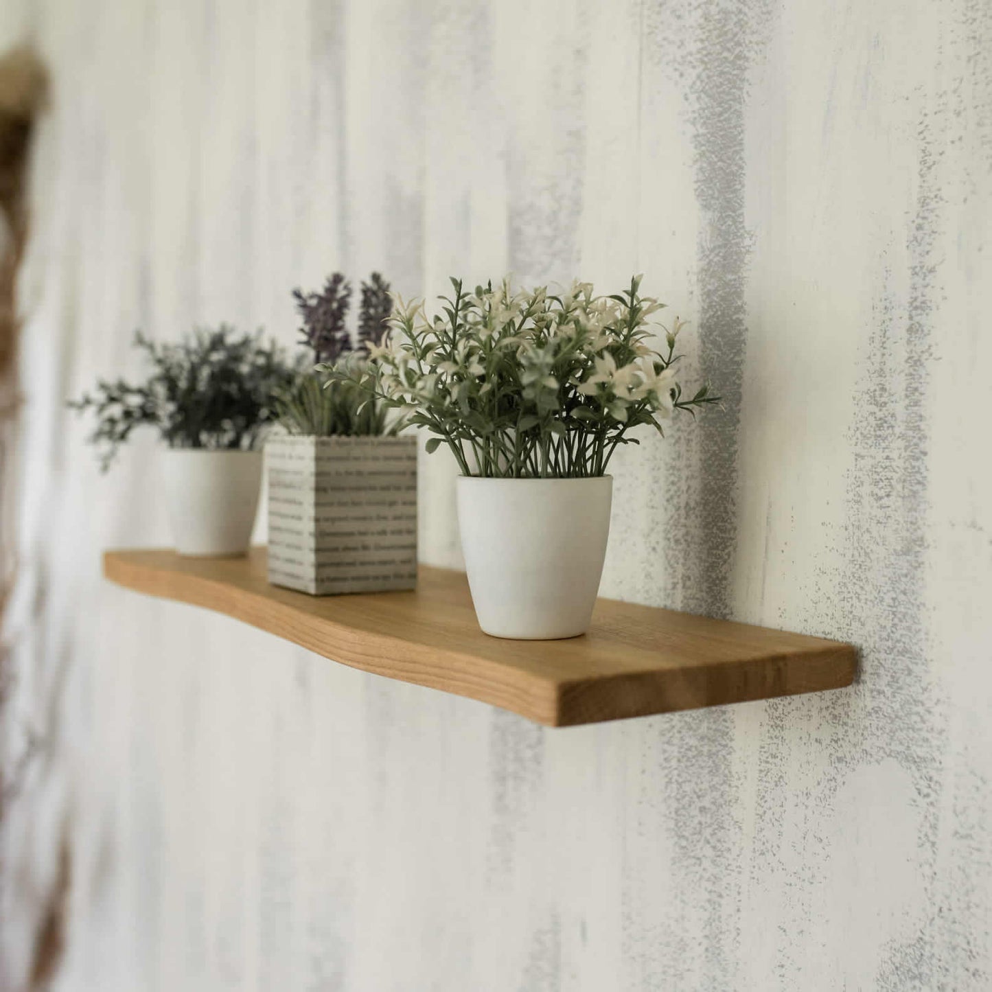 Kirkeby - wooden floating shelf with round edge • Light • 3 sizes