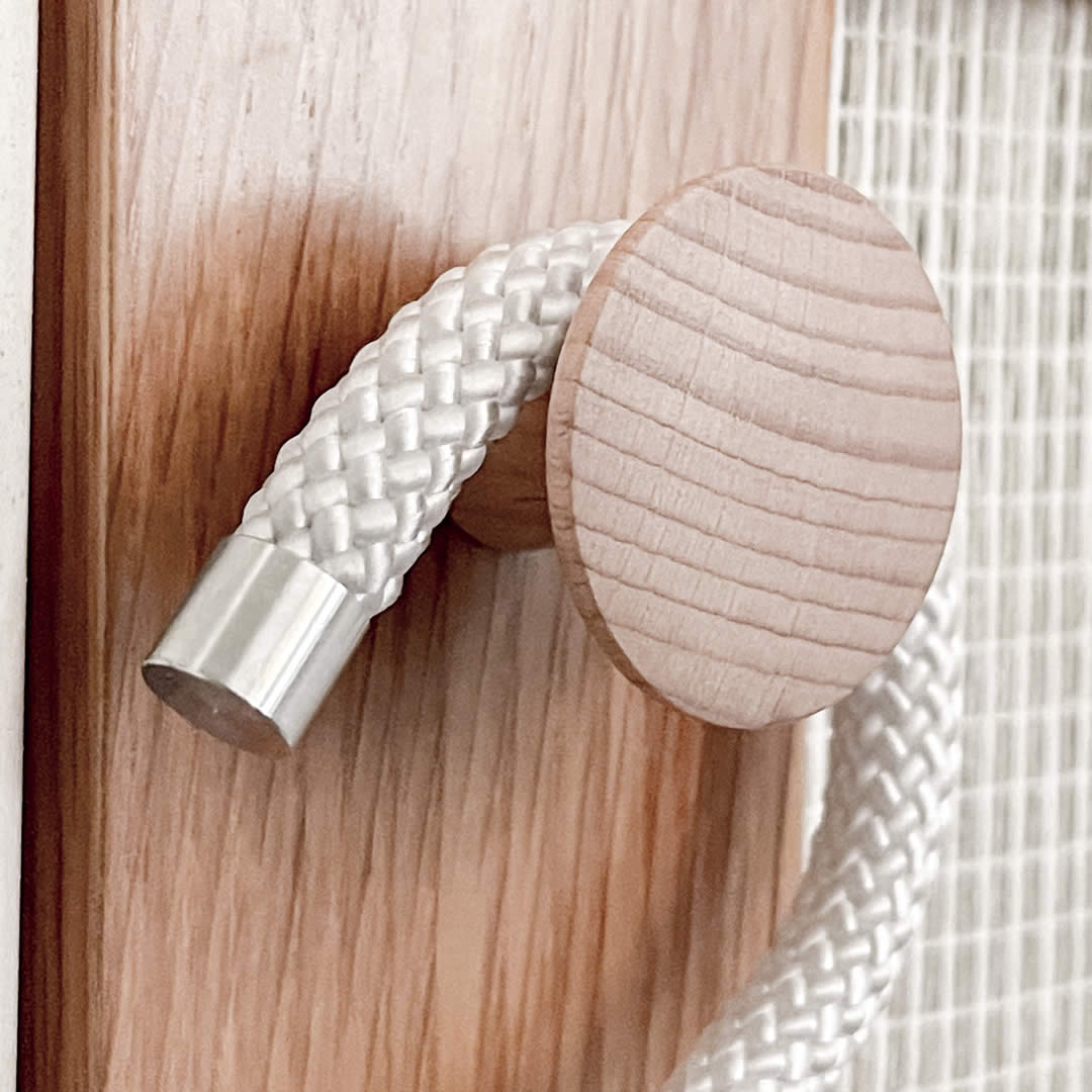 Peppermint hanger - stainless steel clothes hanger - multiple colors