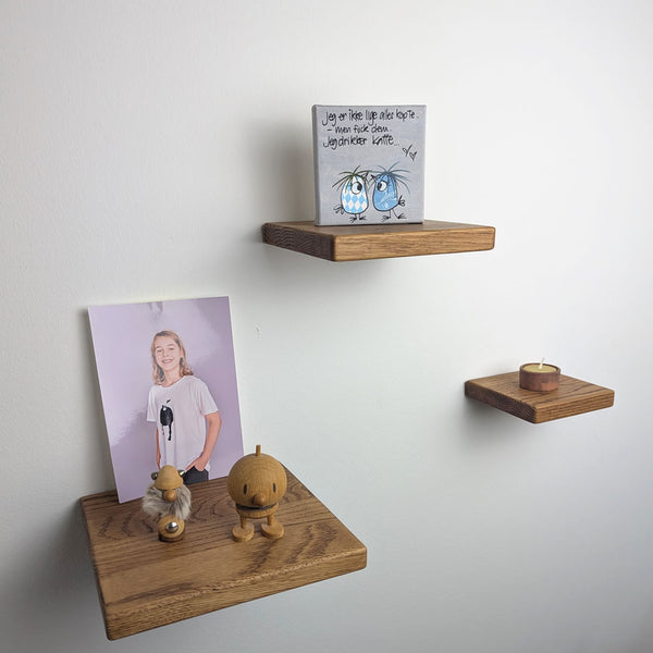 Dalmose - wooden floating shelf - Dark wood - square - 3 sizes