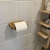 Hvidkilde - toiletrulleholder i træ - naturligt egetræ - toiletpapirholder